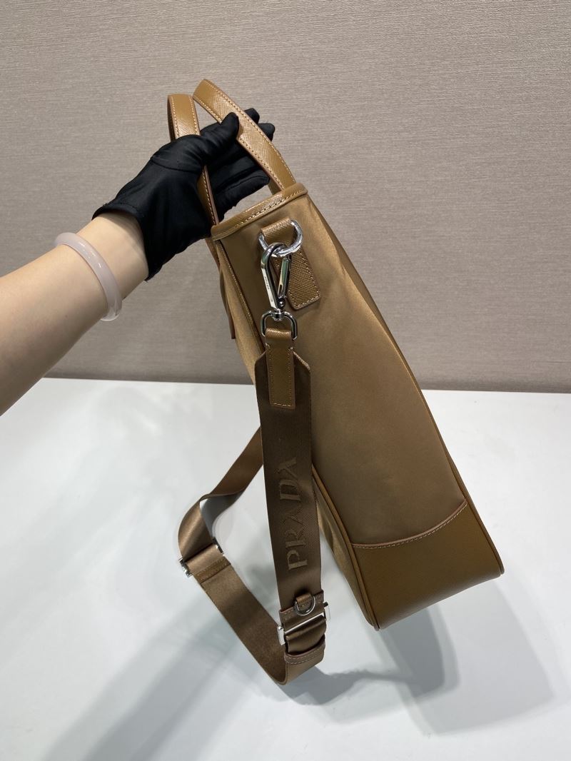 Pra*a tote bags